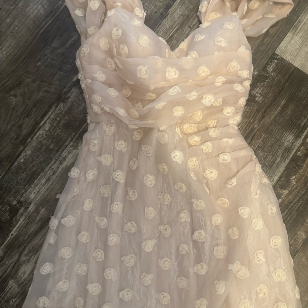 Chic Off-Shoulder Cream Mini Dress - Picture 2 of 3